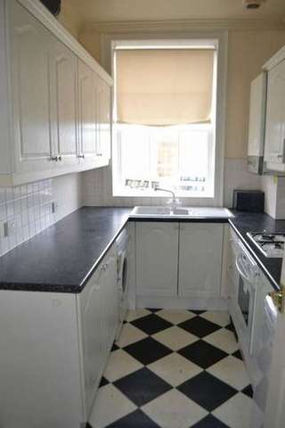  Image of 3 bedroom Flat to rent in All Saints Green Norwich NR1 at All Saints Green  Norwich, NR1 3NB