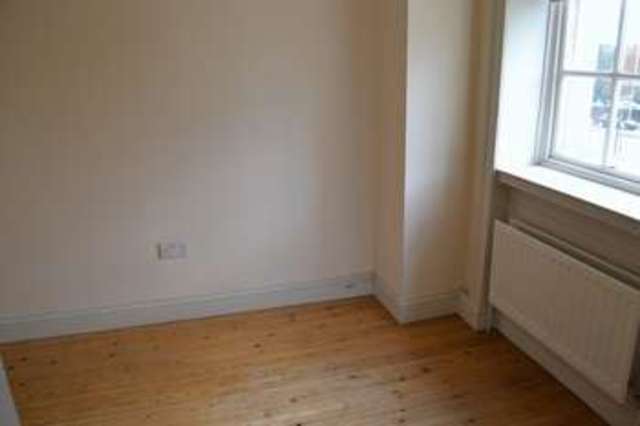  Image of 3 bedroom Flat to rent in All Saints Green Norwich NR1 at All Saints Green  Norwich, NR1 3NB