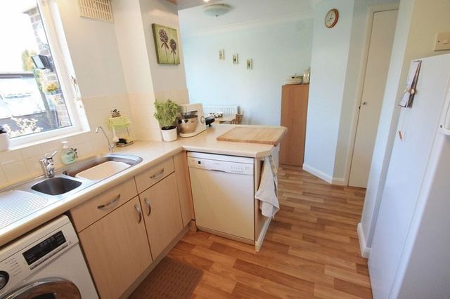  Image of 3 bedroom Detached house for sale in Allbrook Knoll Eastleigh SO50 at Allbrook Knoll Allbrook Eastleigh, SO50 4RX