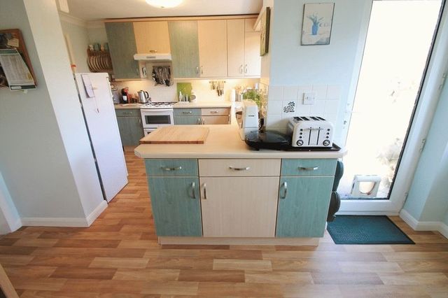  Image of 3 bedroom Detached house for sale in Allbrook Knoll Eastleigh SO50 at Allbrook Knoll Allbrook Eastleigh, SO50 4RX