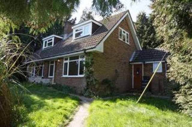  Image of 3 bedroom Detached house to rent in Gilbert White Way Alton GU34 at Gilbert White Way  Alton, GU34 2NL