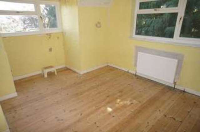  Image of 3 bedroom Detached house to rent in Gilbert White Way Alton GU34 at Gilbert White Way  Alton, GU34 2NL
