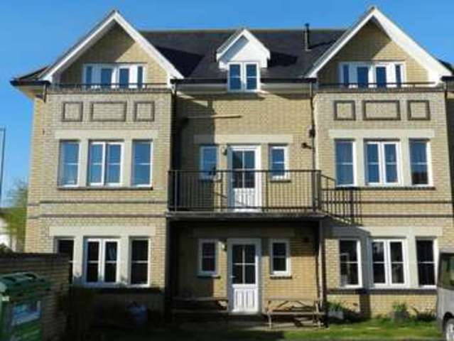  Image of 1 bedroom Flat for sale in Clifton Road Shefford SG17 at Clifton Road  Shefford, SG17 5AE