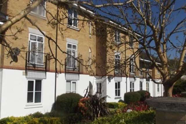  Image of 2 bedroom Flat to rent in Arlott Court Southampton SO15 at Southampton, SO15 2RZ