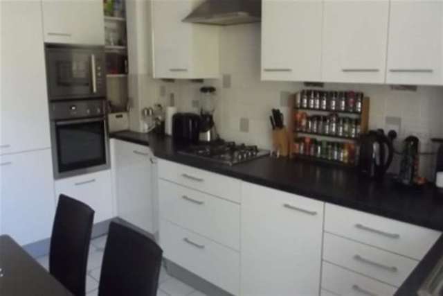  Image of 2 bedroom Flat to rent in Arlott Court Southampton SO15 at Southampton, SO15 2RZ