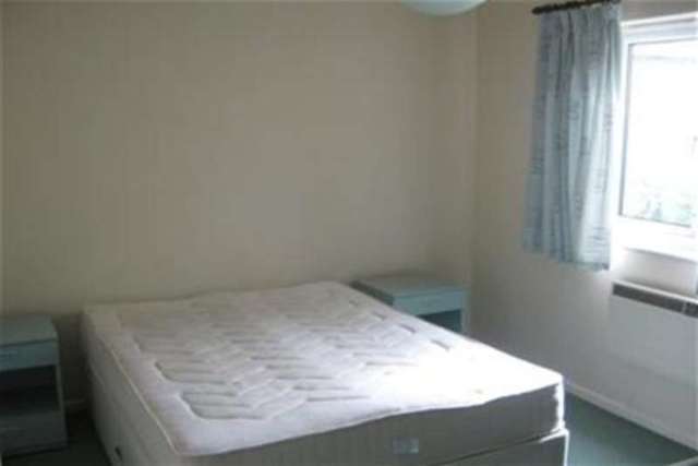  Image of 2 bedroom Flat to rent in Atlantic Close Southampton SO14 at Southampton, SO14 3TB