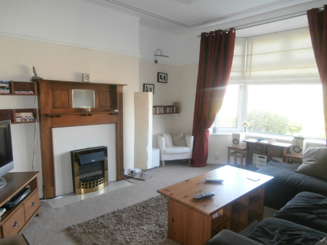  Image of 3 bedroom Semi-Detached house to rent in Auldhouse Road Glasgow G43 at Mansewood Glasgow Glasgow, G43 1XE