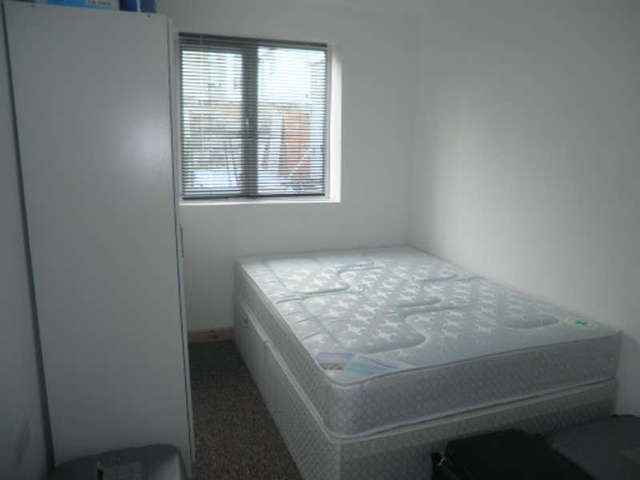  Image of 2 bedroom Flat to rent in Australia Road Gabalfa Cardiff CF14 at Australia Road  Cardiff, CF14 3DB
