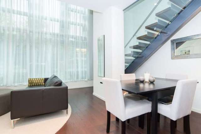  Image of 1 bedroom Flat for sale in Baltimore Wharf London E14 at South Boulevard  Canary Wharf, E14 9AQ