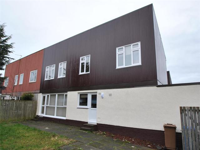  Image of 4 bedroom Semi-Detached house to rent in Barrie Court Mid Calder Livingston EH54 at Livingston West Lothian West Lothian, EH54 5NJ