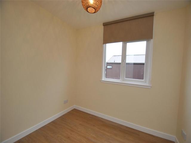  Image of 4 bedroom Semi-Detached house to rent in Barrie Court Mid Calder Livingston EH54 at Livingston West Lothian West Lothian, EH54 5NJ