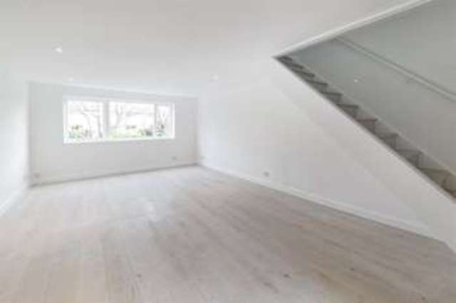  Image of 3 bedroom Maisonette for sale in Bartle Road London W11 at Notting Hill London Notting Hill, W11 1RF