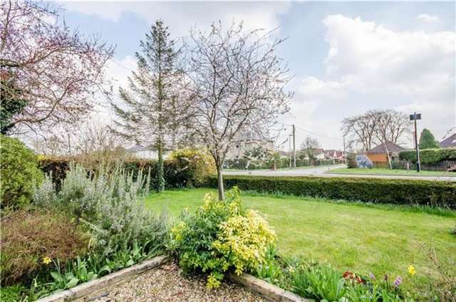  Image of 4 bedroom Detached house for sale in Barton Road Comberton Cambridge CB23 at Comberton, CB23 7BS