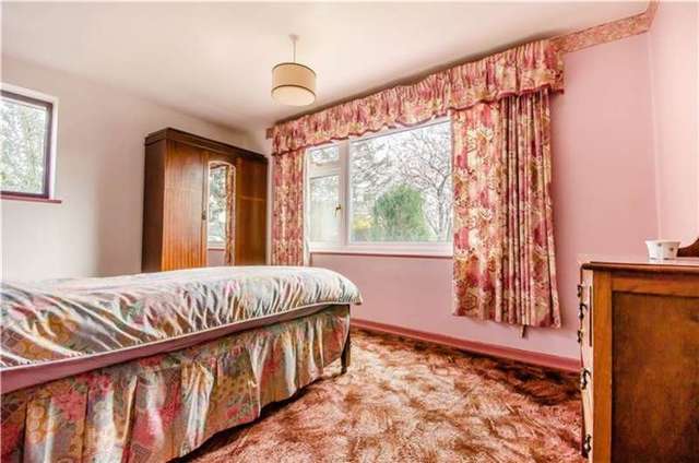  Image of 4 bedroom Detached house for sale in Barton Road Comberton Cambridge CB23 at Comberton, CB23 7BS
