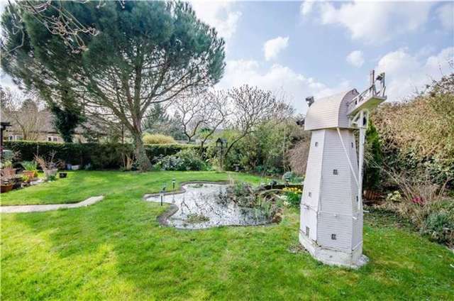  Image of 4 bedroom Detached house for sale in Barton Road Comberton Cambridge CB23 at Comberton, CB23 7BS