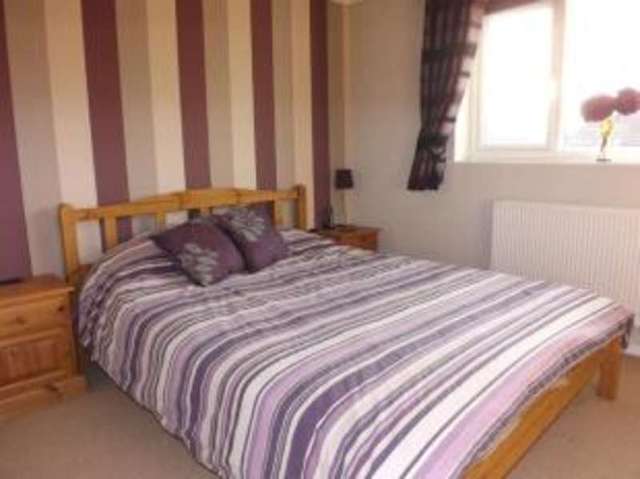  Image of 2 bedroom Semi-Detached house for sale in Mathias Walk Basingstoke RG22 at Basingstoke Hampshire Kempshott, RG22 4BZ