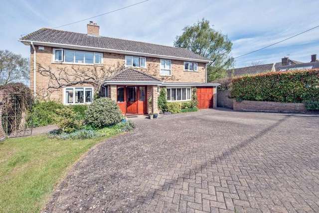  Image of 5 bedroom Detached house for sale in Baunton Lane Cirencester GL7 at Cirencester Baunton, GL7 2LN