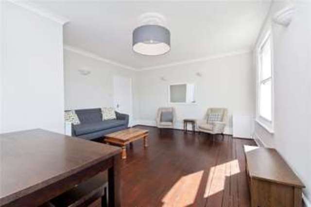  Image of 2 bedroom Flat to rent in Beresford Road London N5 at Highbury London Highbury, N5 2HZ