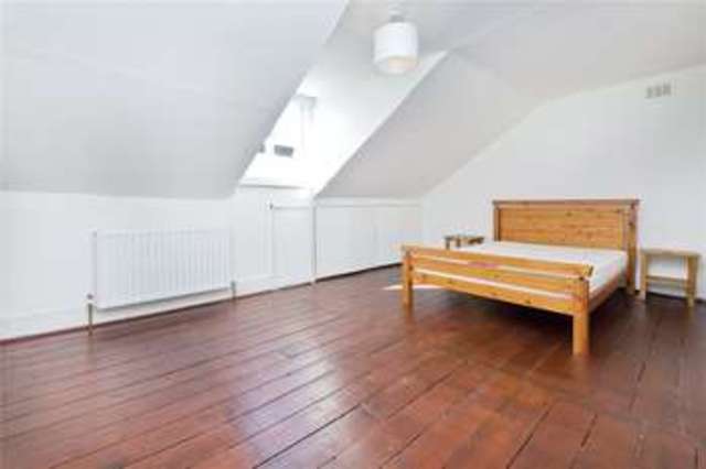  Image of 2 bedroom Flat to rent in Beresford Road London N5 at Highbury London Highbury, N5 2HZ