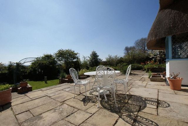  Image of 3 bedroom Detached house for sale in Aylesbury Road Bierton Aylesbury HP22 at Aylesbury Road Bierton Bierton, HP22 5BT