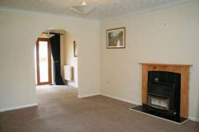  Image of 2 bedroom Semi-Detached house to rent in Binbrook Close Lincoln LN6 at Binbrook Close  Lincoln, LN6 3QD