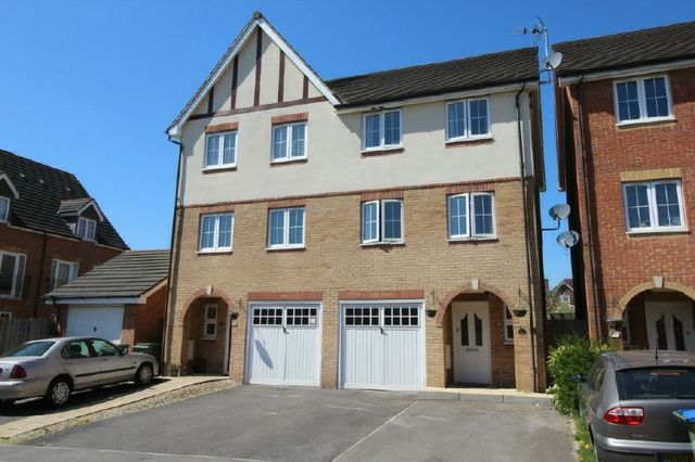  Image of 3 bedroom Semi-Detached house for sale in Blake Close Whiteley Fareham PO15 at Whiteley  Fareham, PO15 7LT