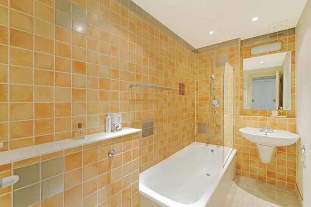  Image of 1 bedroom Property to rent in Blomfield Road London W9 at Blomfield Road  London, W9 2PD