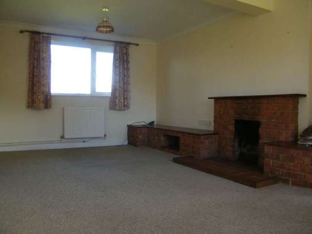  Image of 3 bedroom Semi-Detached house to rent in Bloxworth Bloxworth Wareham BH20 at Bloxworth Wareham, BH20 7EB