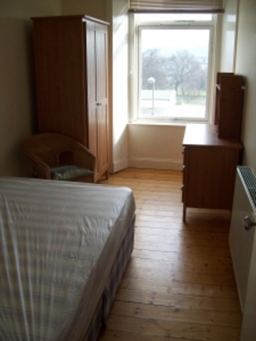  Image of 5 bedroom Flat to rent in Bonnington Road Edinburgh EH6 at Bonnington Edinburgh Edinburgh, EH6 5BE