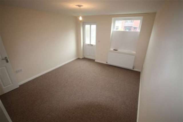  Image of 2 bedroom Detached house to rent in Botany Bay Road Hanley Stoke-on-Trent ST1 at Stoke-on-Trent, ST1 6PX
