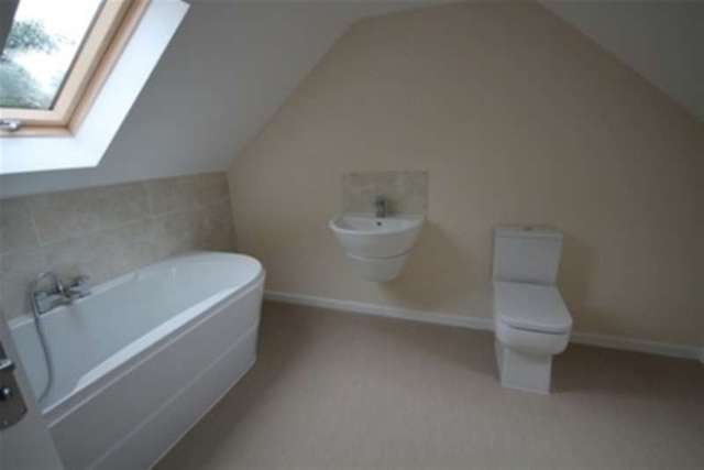  Image of 2 bedroom Detached house to rent in Botany Bay Road Hanley Stoke-on-Trent ST1 at Stoke-on-Trent, ST1 6PX