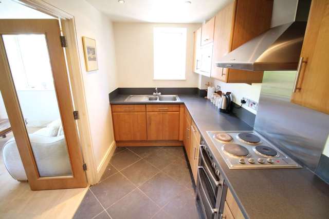  Image of 2 bedroom Apartment for sale in High Street Brentford TW8 at Oakbark House High Street Brentford, TW8 8LF