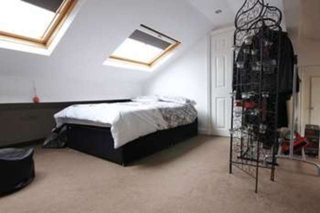  Image of 4 bedroom Terraced house for sale in Brereton Avenue Wavertree Liverpool L15 at Brereton Avenue  Liverpool, L15 6TJ