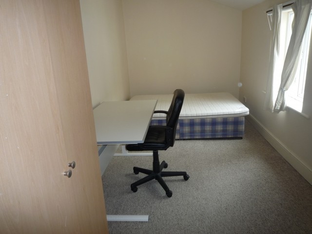  Image of 4 bedroom Detached house to rent in Brintons Road Southampton SO14 at Southampton, SO14 0BY