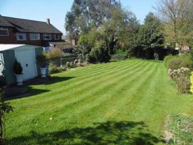  Image of 2 bedroom Detached house for sale in Broadway Chadderton Oldham OL9 at Manchester Greater Manchester Manchester, OL9 0AA