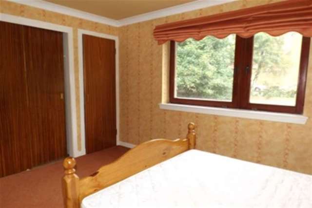  Image of 2 bedroom Flat to rent in Broughty Ferry Road Dundee DD4 at Dundee, DD4 6JR