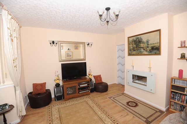  Image of 3 bedroom Semi-Detached house for sale in Brown Avenue Mansfield Woodhouse Mansfield NG19 at Brown Avenue Mansfield Woodhouse Mansfield, NG19 8HL