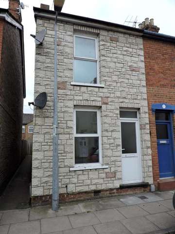  Image of 2 bedroom End of Terrace to rent in Bulstrode Road Ipswich IP2 at Ipswich, IP2 8HA