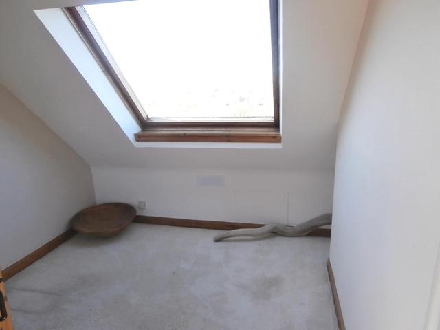  Image of 3 bedroom Semi-Detached house to rent in Avonbridge Falkirk FK1 at Armadale West Lothian West Lothian, FK1 2JZ