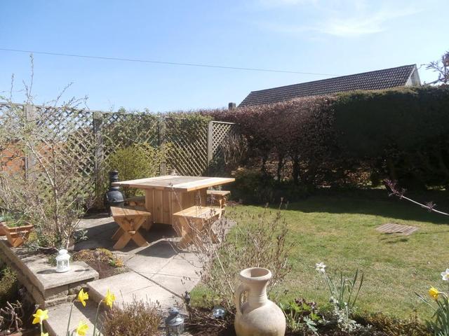  Image of 3 bedroom Semi-Detached house to rent in Avonbridge Falkirk FK1 at Armadale West Lothian West Lothian, FK1 2JZ