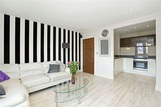  Image of 1 bedroom Apartment to rent in Burnt Oak Broadway Burnt Oak Edgware HA8 at Burnt Oak Broadway  Edgware, HA8 5FD