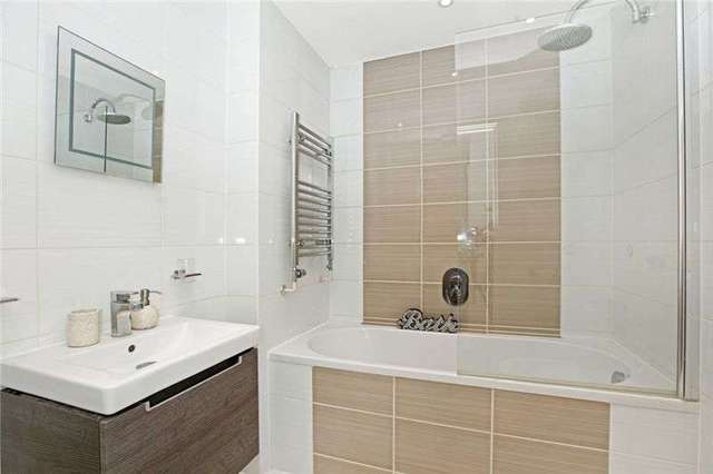  Image of 1 bedroom Apartment to rent in Burnt Oak Broadway Burnt Oak Edgware HA8 at Burnt Oak Broadway  Edgware, HA8 5FD