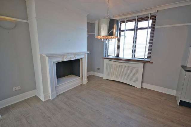 Image of 3 bedroom Semi-Detached house to rent in Caerleon Road Newport NP19 at Caerleon Road  Newport, NP19 7LX