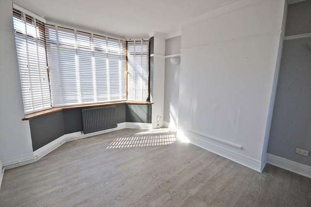  Image of 3 bedroom Semi-Detached house to rent in Caerleon Road Newport NP19 at Caerleon Road  Newport, NP19 7LX