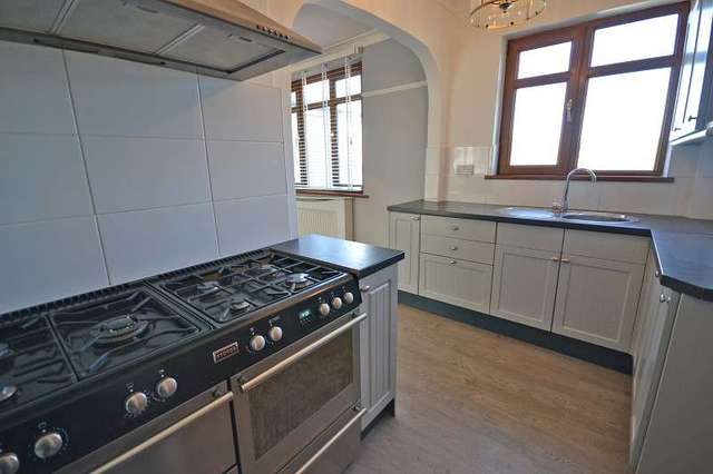  Image of 3 bedroom Semi-Detached house to rent in Caerleon Road Newport NP19 at Caerleon Road  Newport, NP19 7LX