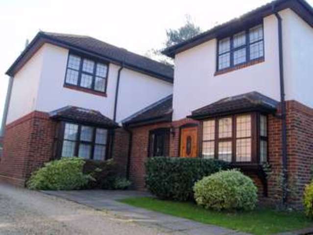  Image of 1 bedroom Apartment to rent in Caesars Camp Road Camberley GU15 at Caesars Camp Road Camberley Camberley, GU15 4WG