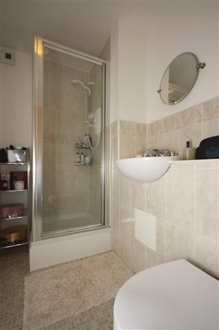  Image of 2 bedroom Flat to rent in Calderpark Terrace Uddingston Glasgow G71 at Broomhouse Glasgow Glasgow, G71 7SR