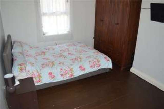  Image of 3 bedroom Semi-Detached house for sale in Callington Road Reading RG2 at Reading Berkshire Whitley, RG2 7QR