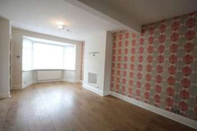  Image of 3 bedroom Terraced house for sale in Camborne Grove Hull HU8 at Camborne Grove  Hull, HU8 8HX