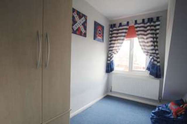  Image of 3 bedroom Terraced house for sale in Camborne Grove Hull HU8 at Camborne Grove  Hull, HU8 8HX